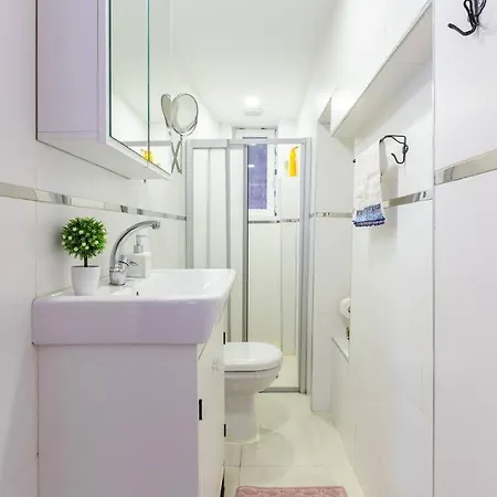 Historical, Comfy 2+1 Apartment Istanbul
