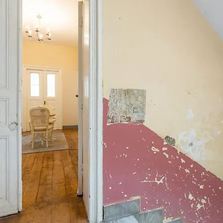 Apartment Historical, Comfy 2+1 *